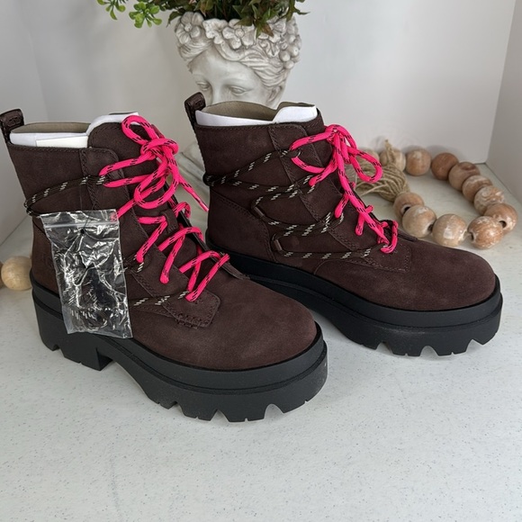 UGG Brisbane Lace Up Suede Platform Boots Size 9 Burnt Cedar NWOB - Picture 3 of 13